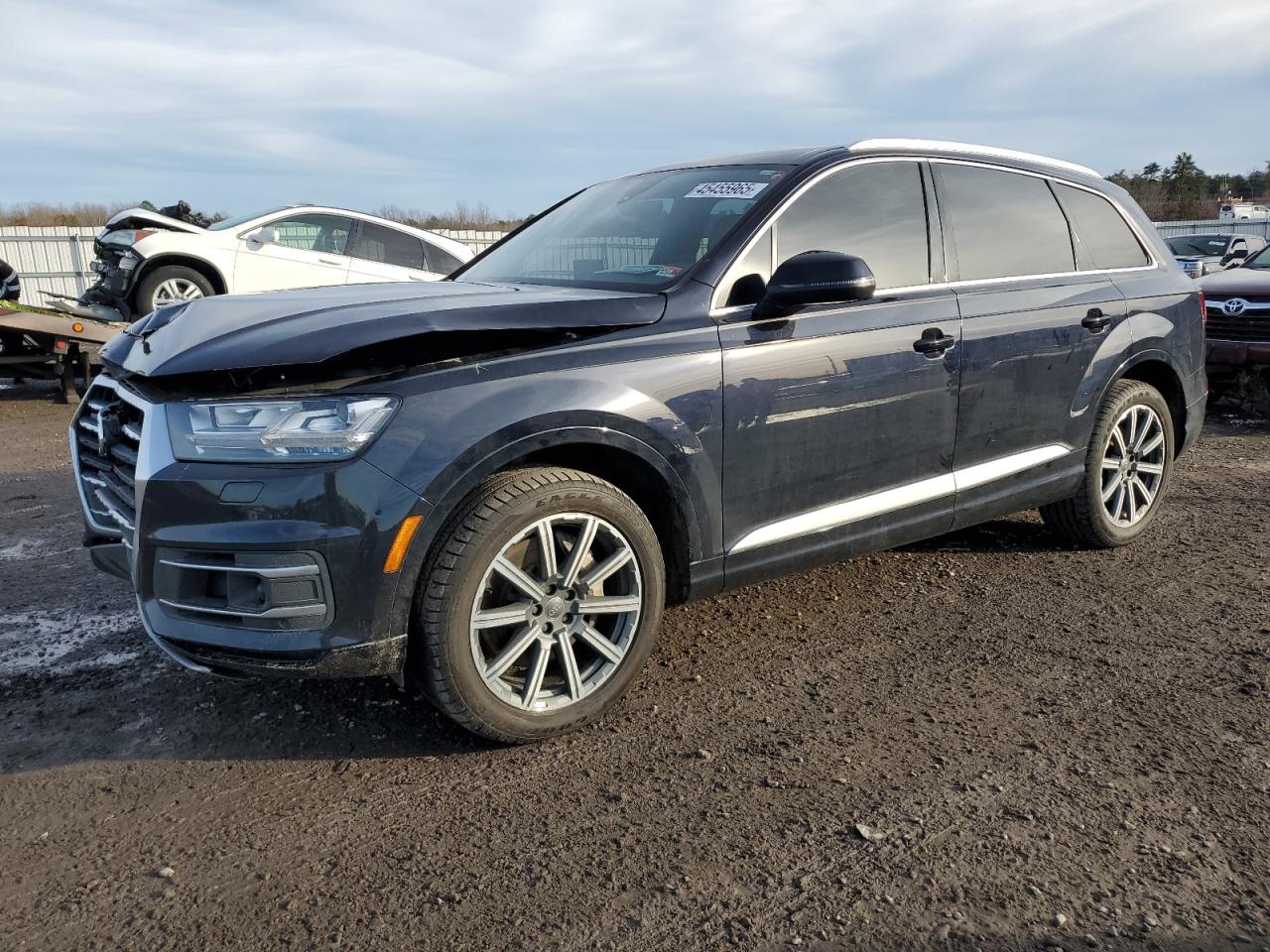 2017 Audi Q7 VIN WA1LAAF75HD040495