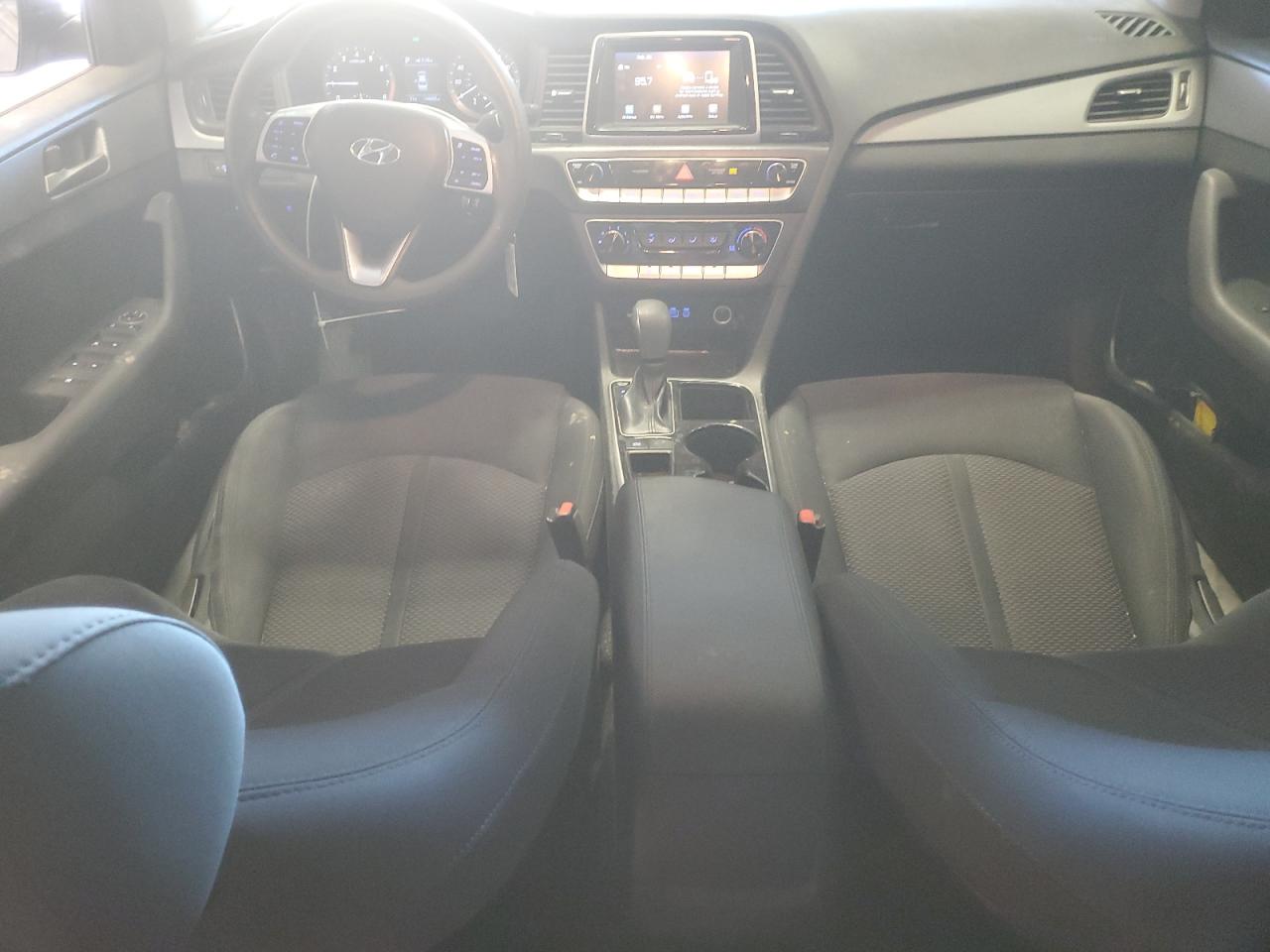2019 Hyundai Sonata VIN 5NPE24AF4KH736388 Copart auction photo, front end / minor dent/scratches damage thumbnail 8