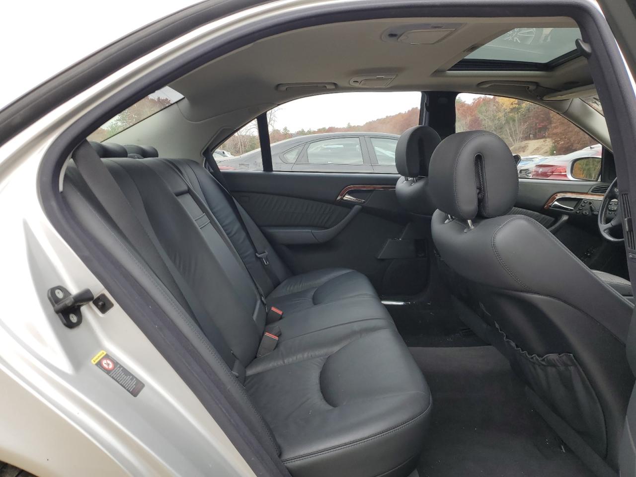 2006 Mercedes-Benz S-klasse VIN WDBNG75JX6A461395 Copart auction photo, minor dent/scratches damage thumbnail 10