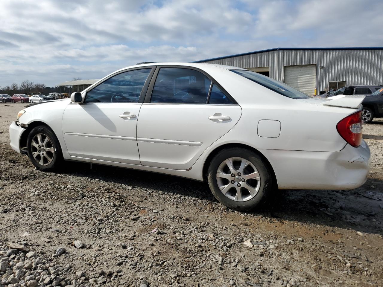 2004 Toyota Camry VIN JTDBE32K540287321 Copart auction photo, front end / rear end damage thumbnail 2