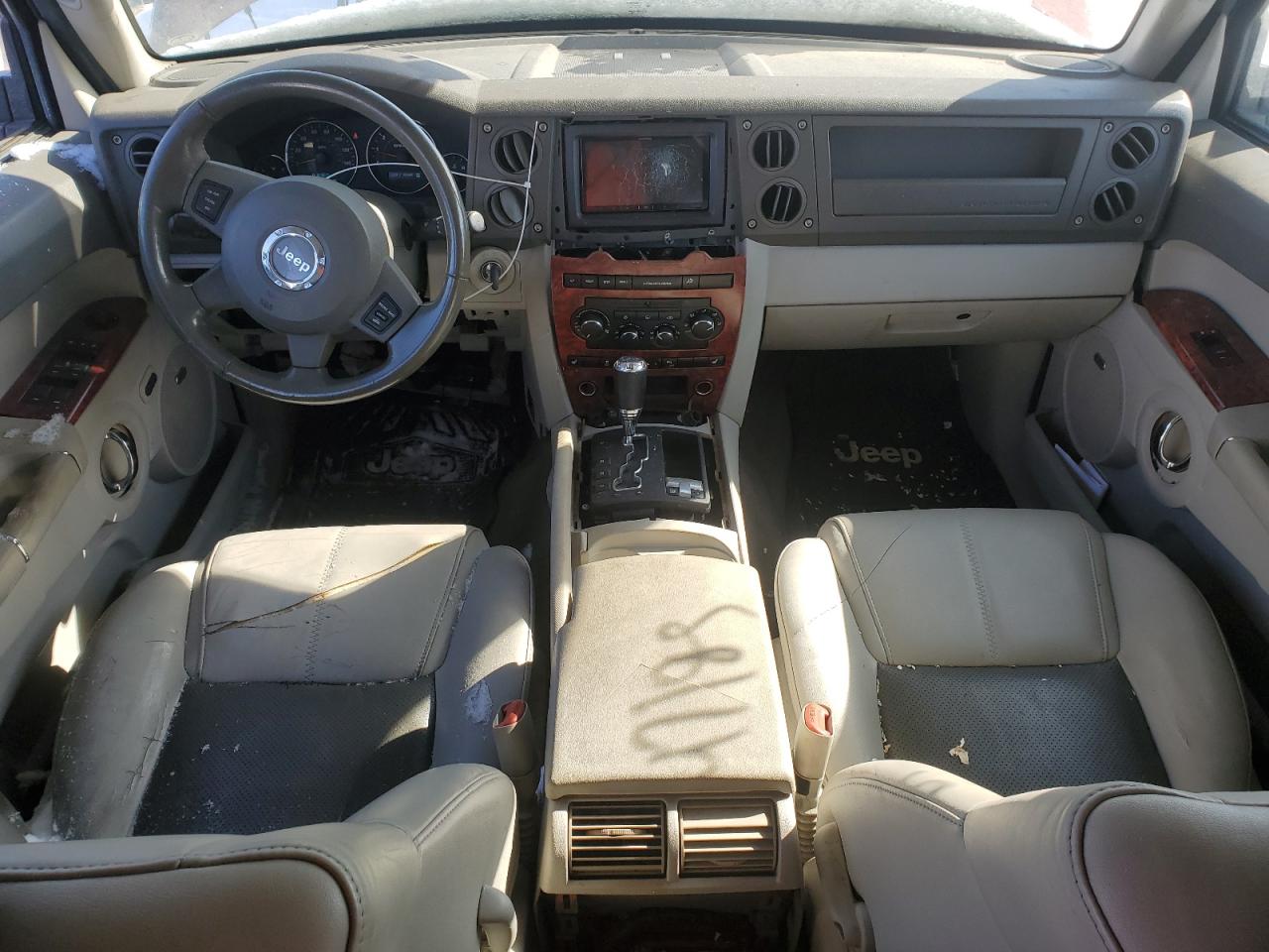 2007 Jeep Commander VIN 1J8HG58P37C563073 Copart auction photo, side / minor dent/scratches damage thumbnail 8