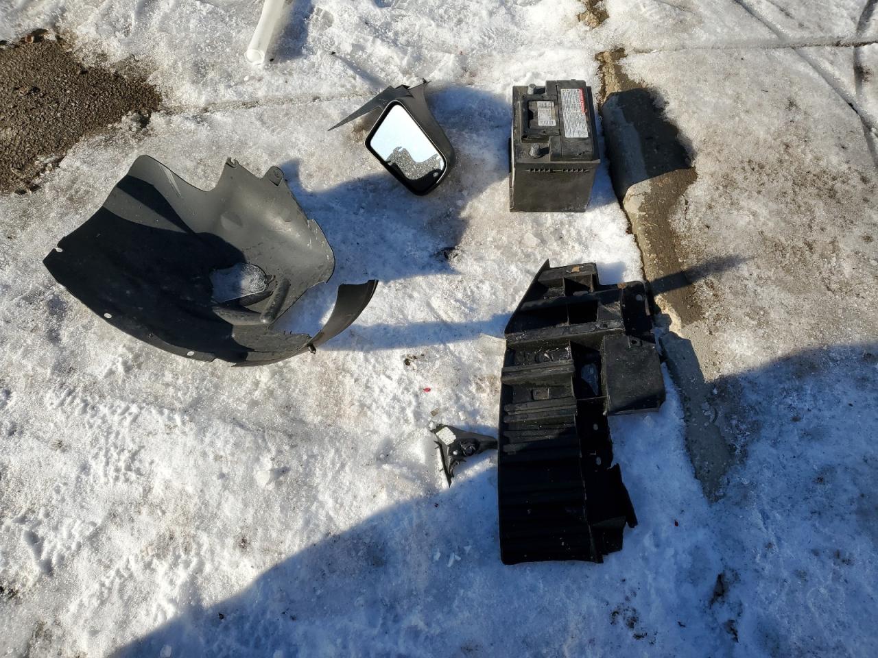 2009 Ford Focus VIN 1FAHP37N89W171340 Copart auction photo, front end damage thumbnail 12