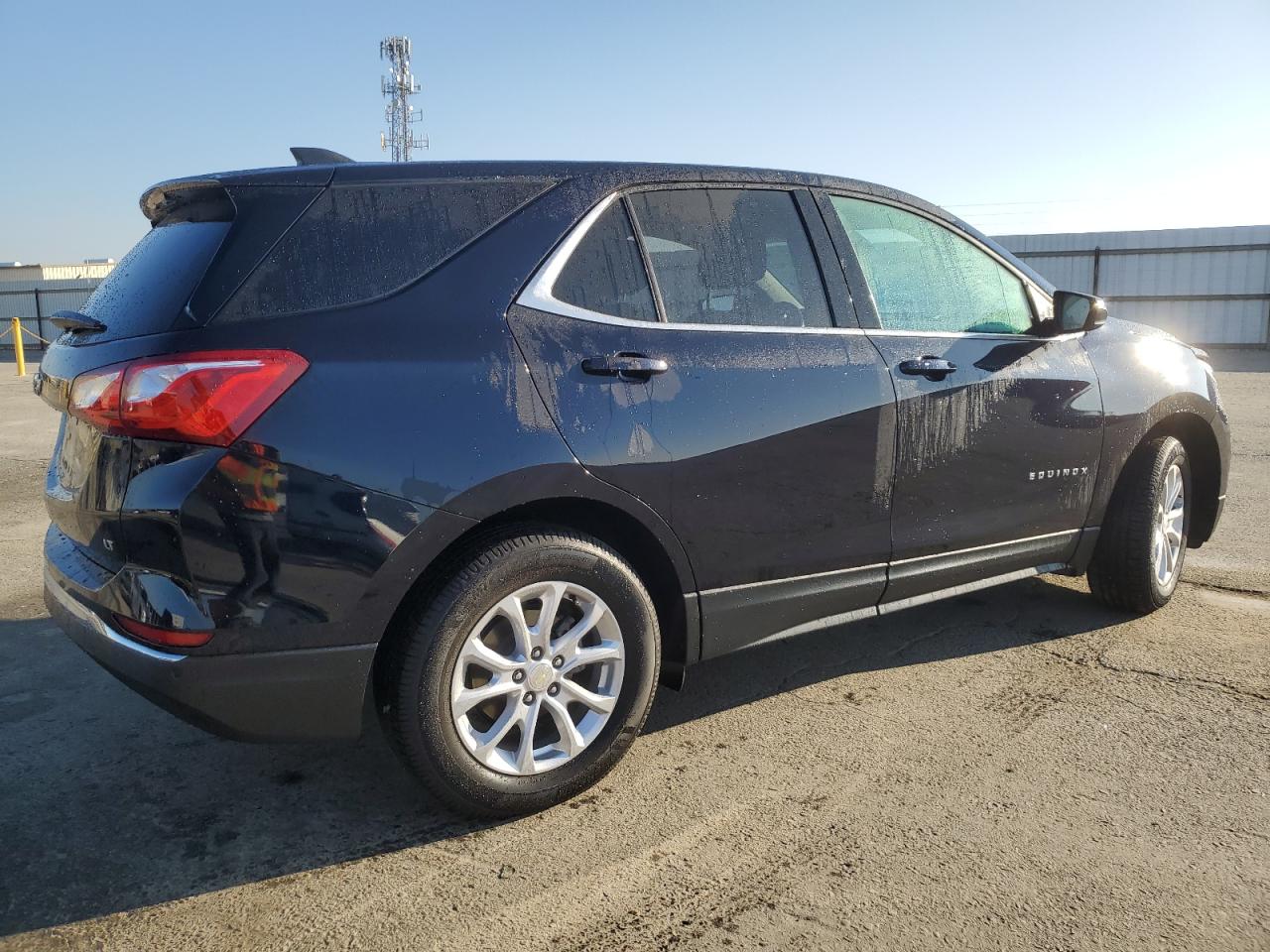 2020 Chevrolet Equinox VIN 3GNAXJEV2LS714503 Copart auction photo, front end damage thumbnail 3