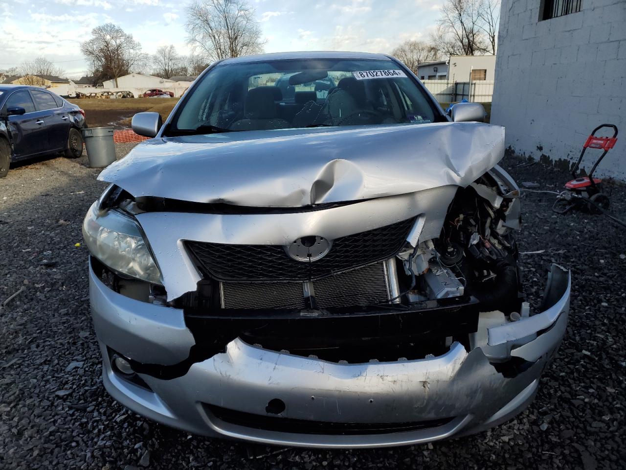 2009 Toyota Corolla VIN 1NXBU40E59Z005213 Copart auction photo, front end damage thumbnail 5