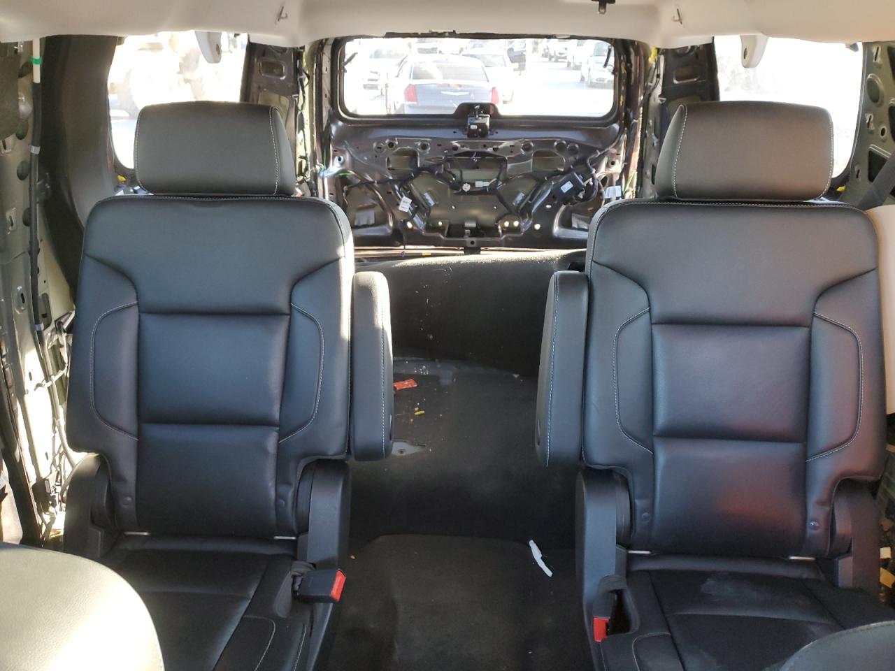 2017 Chevrolet Suburban VIN 1GNSCHKCXHR333097 Copart auction photo, rear end / rejected repair damage thumbnail 10
