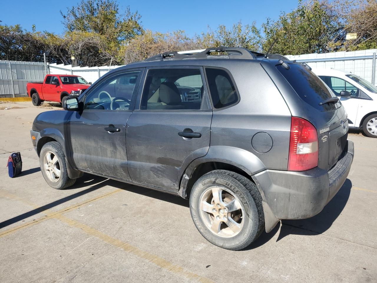 2008 Hyundai Tucson VIN KM8JM12B18U894443 Copart auction photo, side / minor dent/scratches damage thumbnail 2