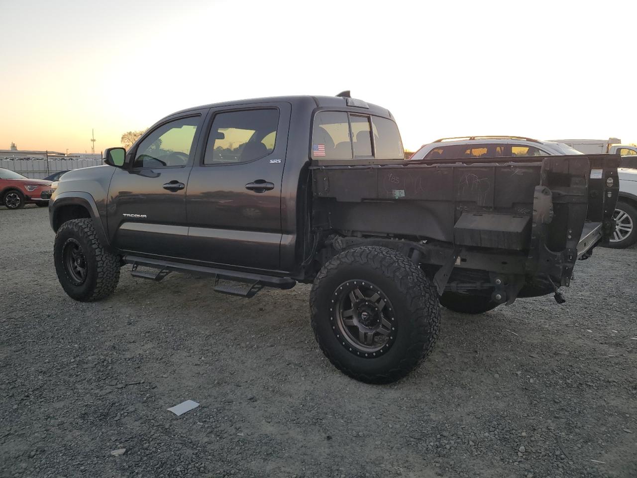 2017 Toyota Tacoma VIN 3TMAZ5CN9HM030668 Copart auction photo, rear end damage thumbnail 2