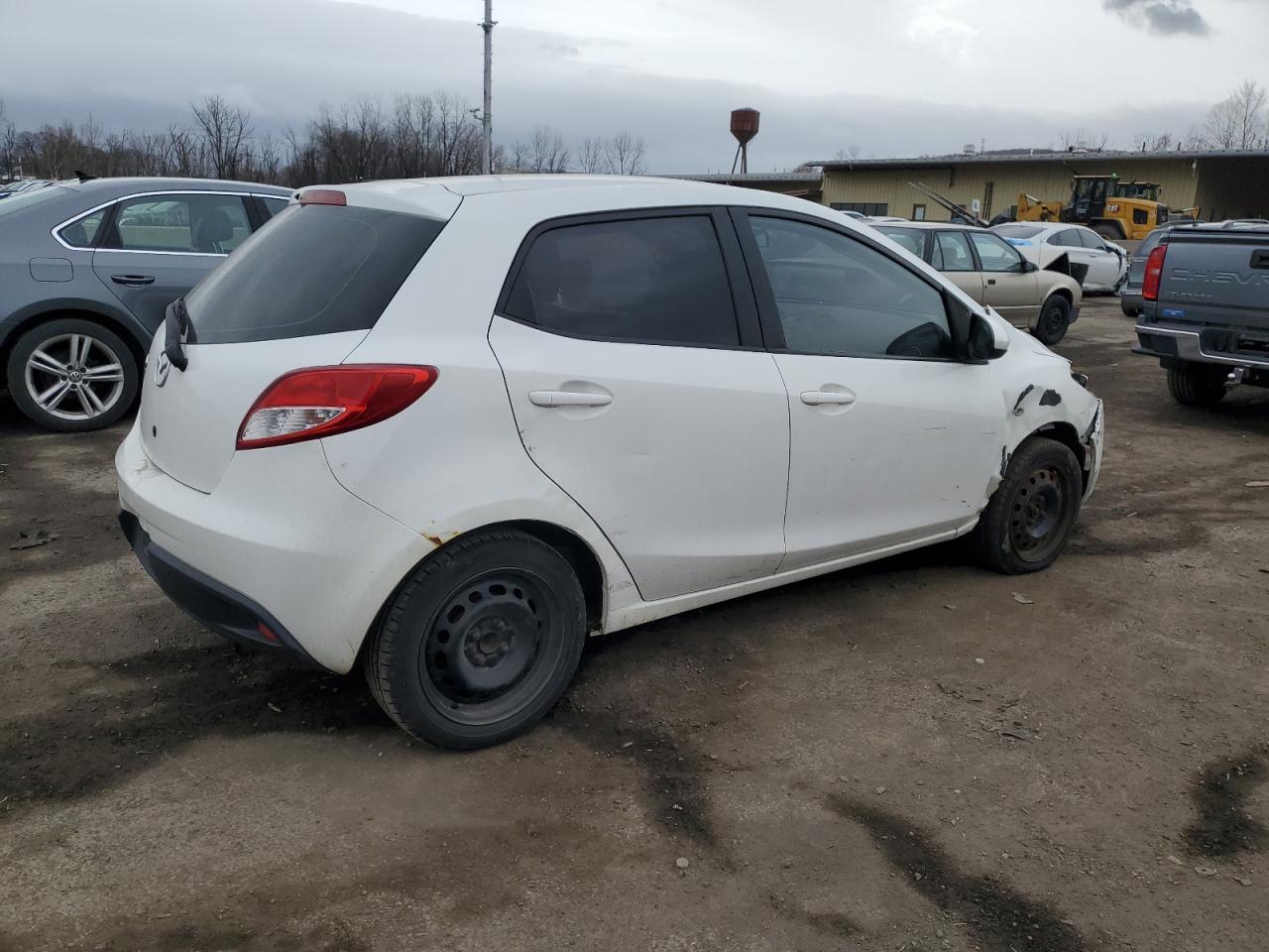 2011 Mazda 2 VIN JM1DE1HY6B0112467 Copart auction photo, all over damage thumbnail 3