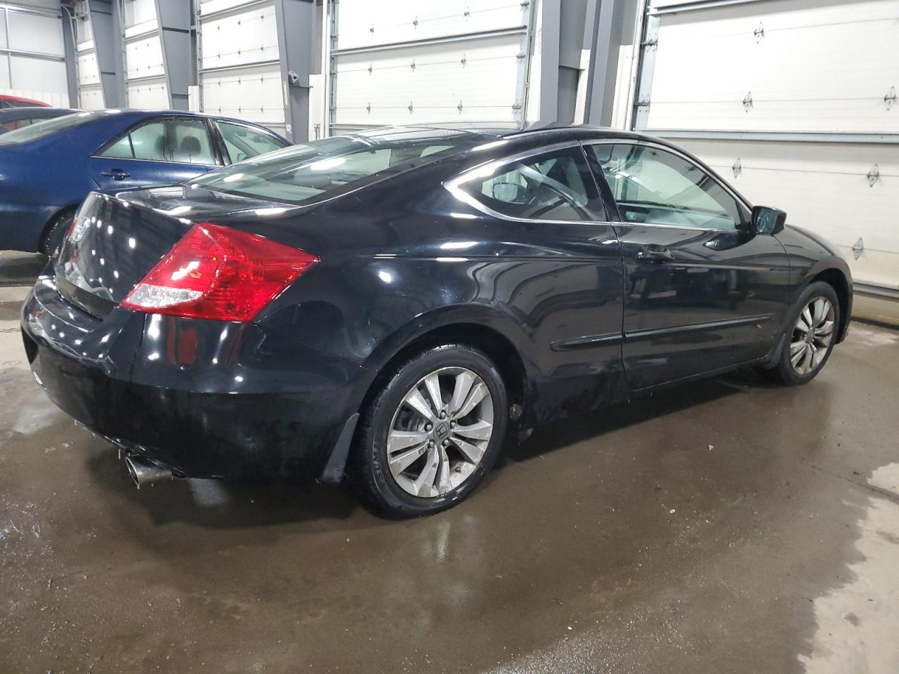 2012 Honda Accord VIN 1HGCS1B34CA011393 Copart auction photo, front end damage thumbnail 3