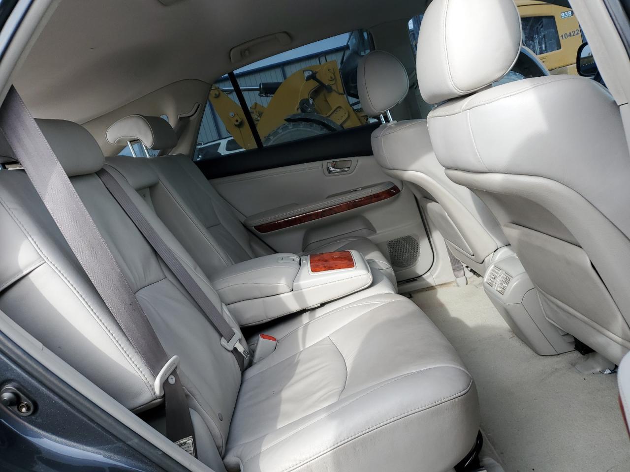 2007 Lexus RX VIN 2T2HK31U87C018970 Copart auction photo, rear end damage thumbnail 10