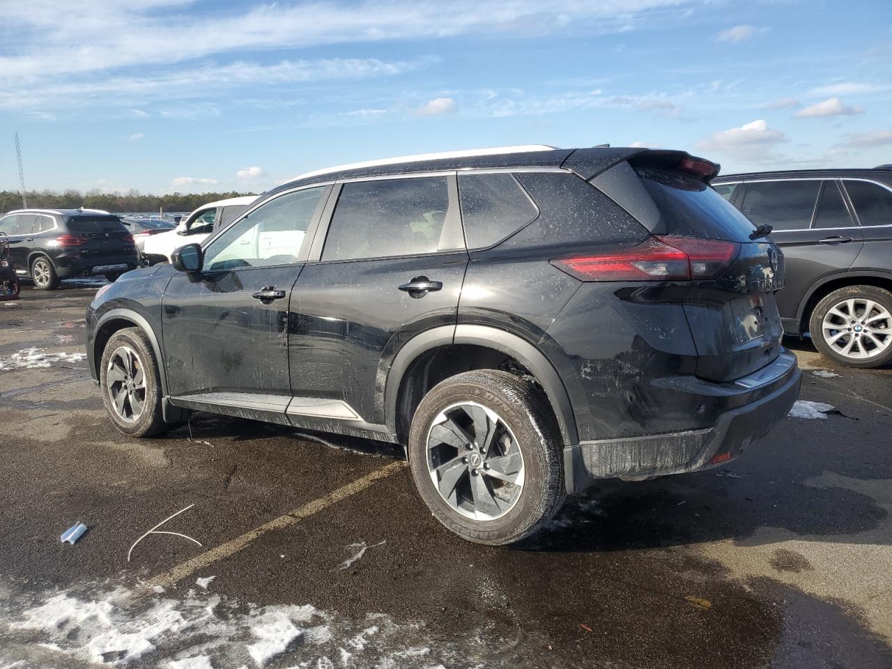 2024 Nissan Rogue VIN JN8BT3BB3RW426828 Copart auction photo, side / front end damage thumbnail 2