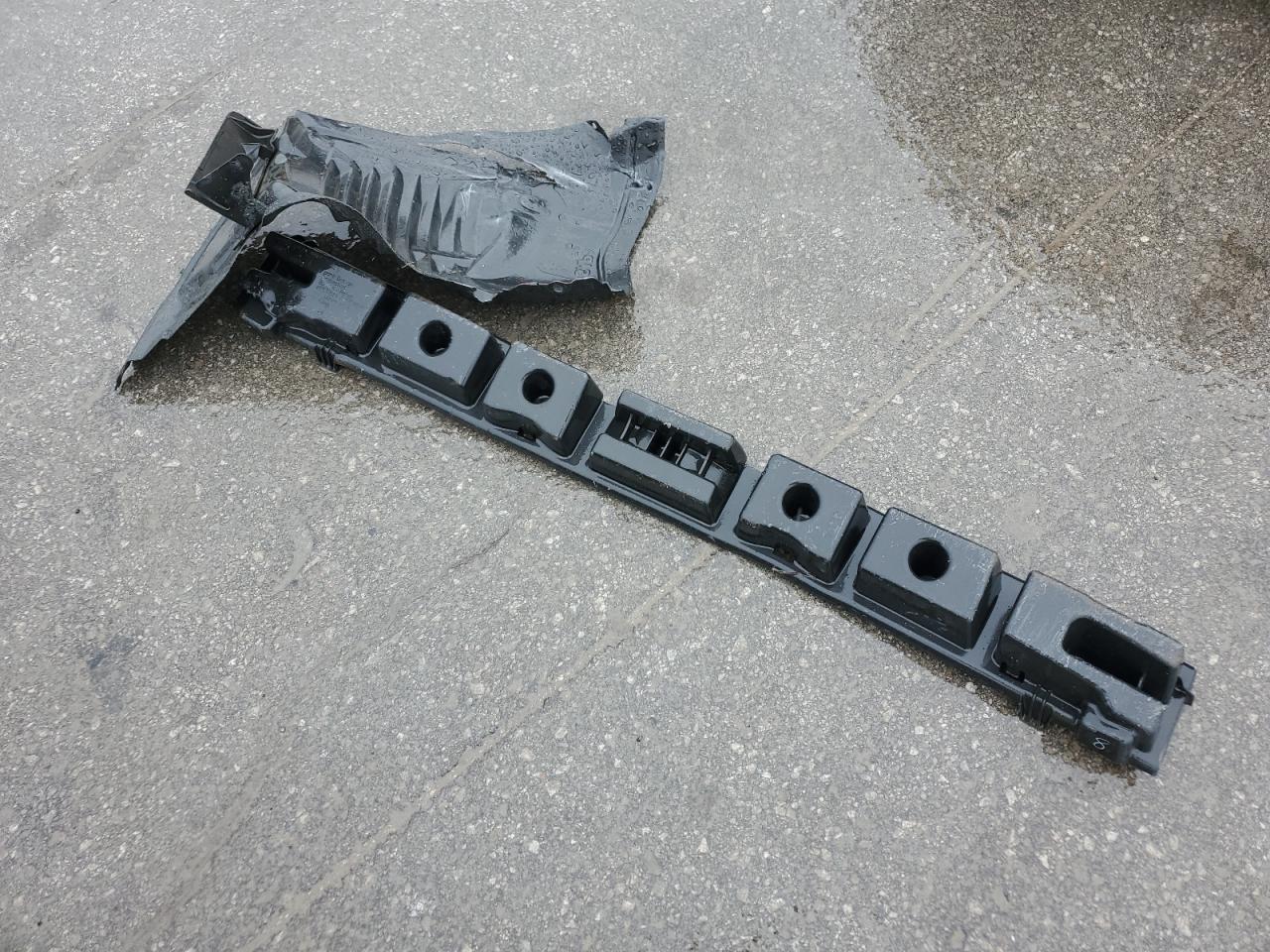 2012 Mazda 3 VIN JM1BL1W88C1697063 Copart auction photo, front end / side damage thumbnail 12