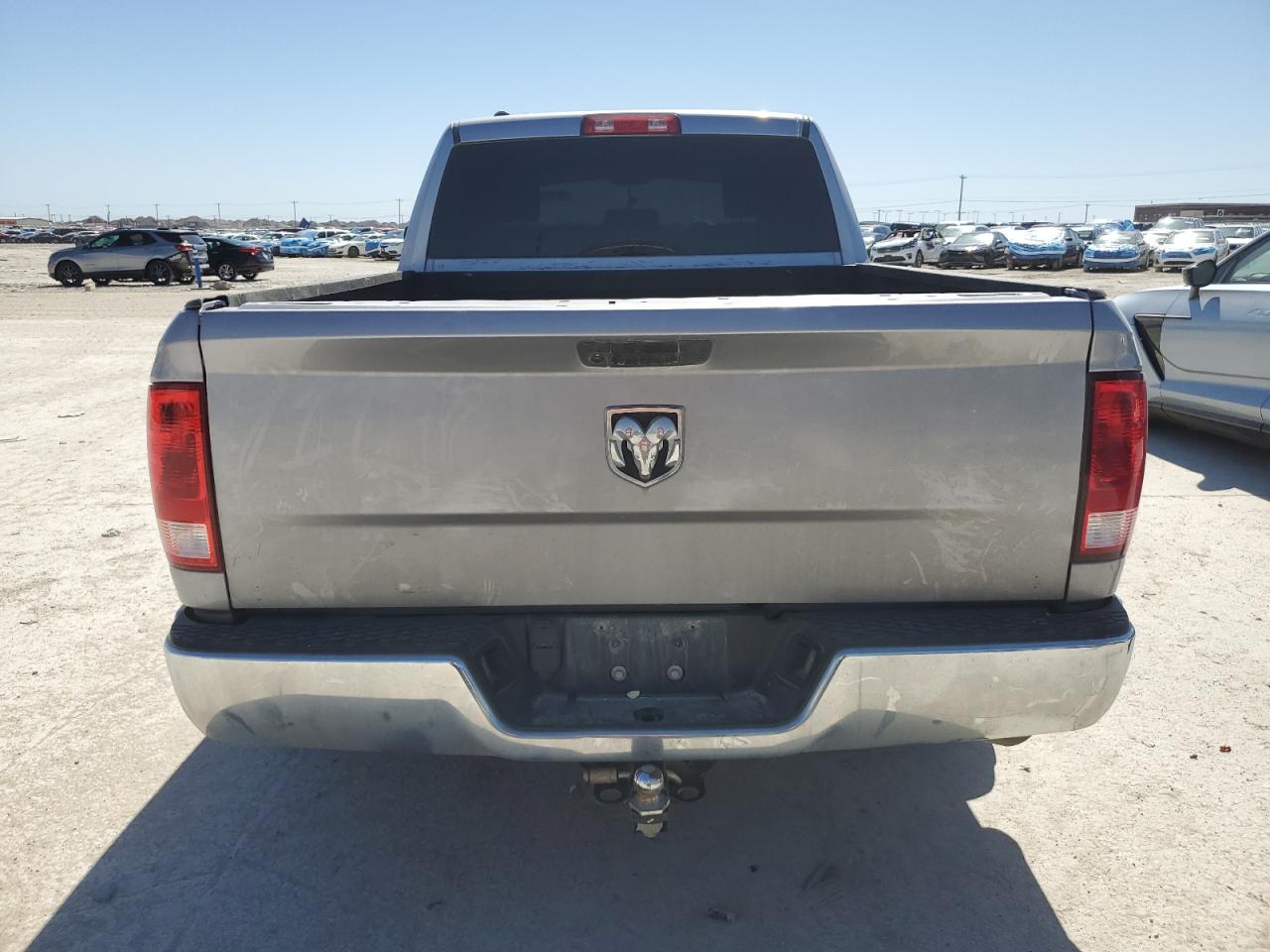 2019 RAM 1500 VIN 1C6RR6FT2KS604763 Copart auction photo, front end / minor dent/scratches damage thumbnail 6