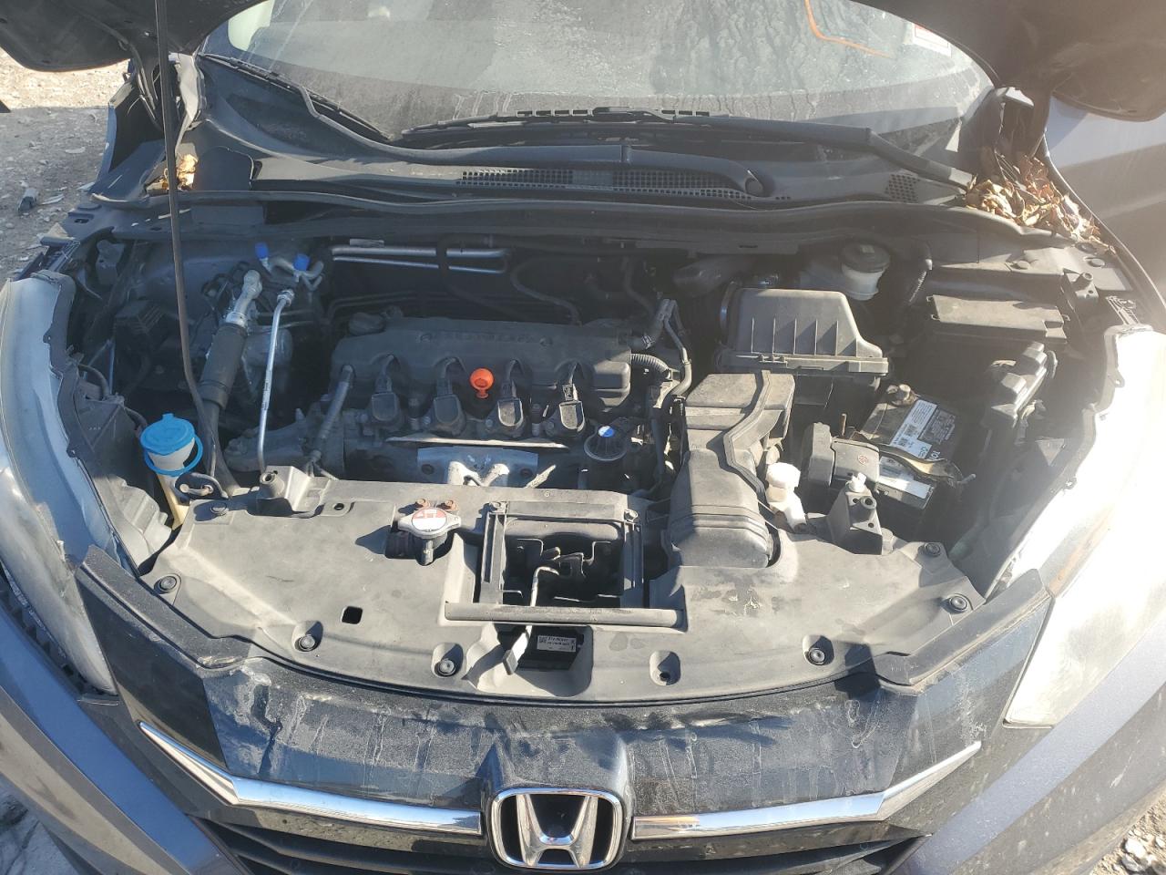 2018 Honda HR-V VIN 3CZRU6H5XJG702297 Copart auction photo, front end / side damage thumbnail 12