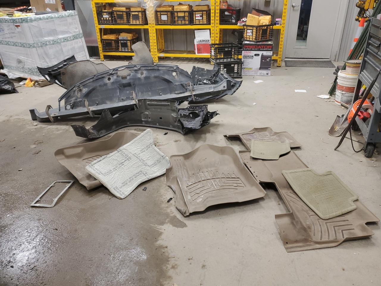 2015 Chevrolet Suburban VIN 1GNSKKKC3FR602652 Copart auction photo, front end damage thumbnail 13