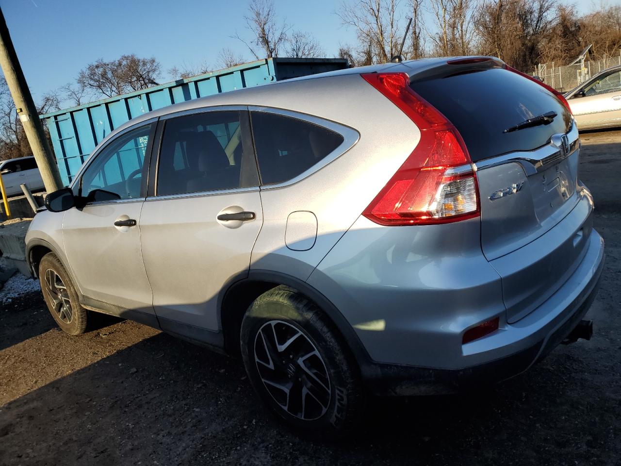 2016 Honda CR-V VIN 2HKRM4H40GH710037 Copart auction photo, front end / minor dent/scratches damage thumbnail 2