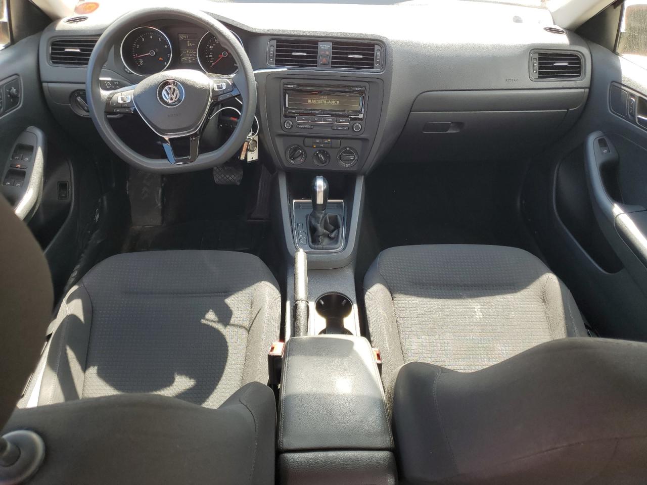2015 Volkswagen Jetta VIN 3VW2K7AJ2FM235991 Copart auction photo, front end / minor dent/scratches damage thumbnail 8