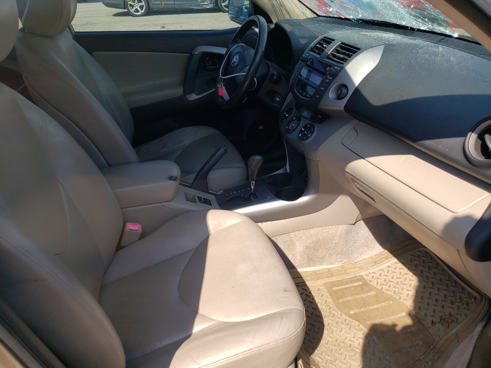 2006 Toyota RAV 4 VIN JTMZD31V666016684 Copart auction photo, front end damage thumbnail 5