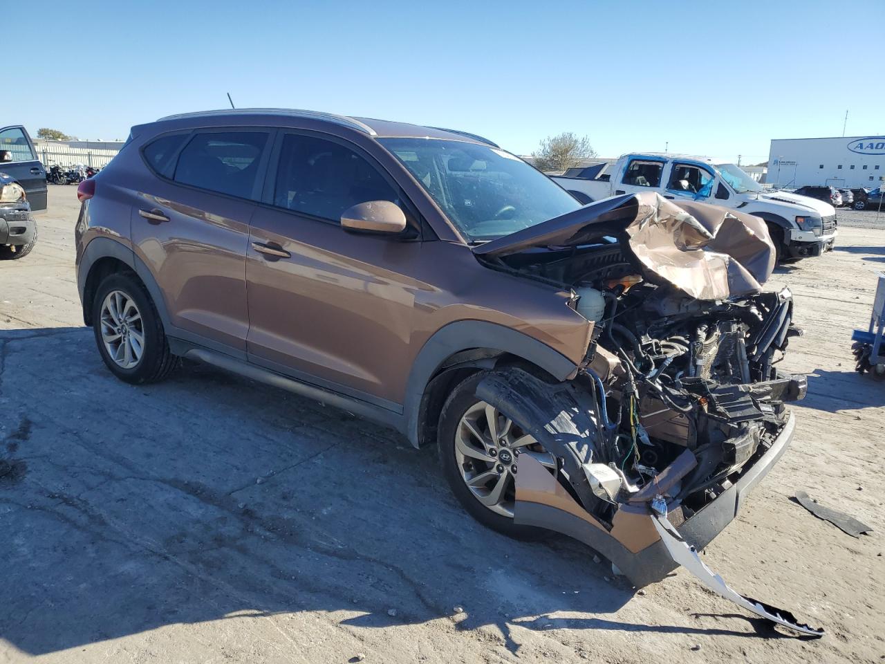 2016 Hyundai Tucson VIN KM8J33A44GU196554 Copart auction photo, mechanical / front end damage thumbnail 4