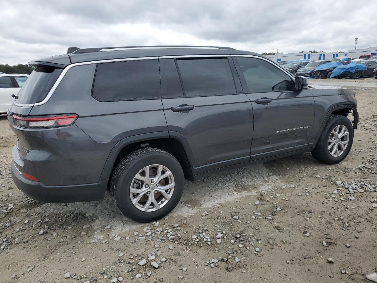 2021 Jeep Grand Cherokee VIN 1C4RJKBG3M8192905 Copart auction photo, burn damage thumbnail 3