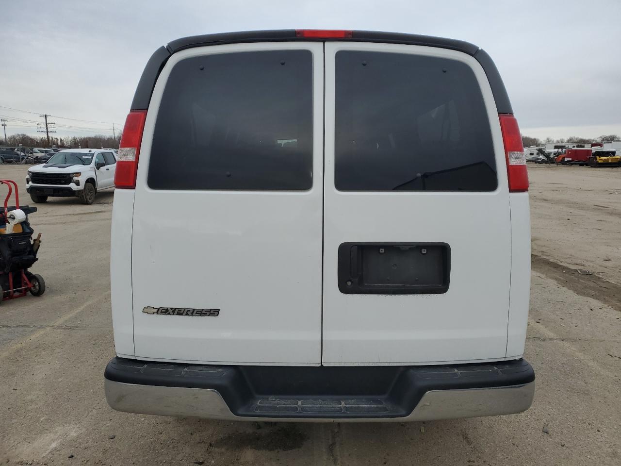 2017 Chevrolet Express VIN 1GAZGPFG5H1340095 Copart auction photo, front end / mechanical damage thumbnail 6