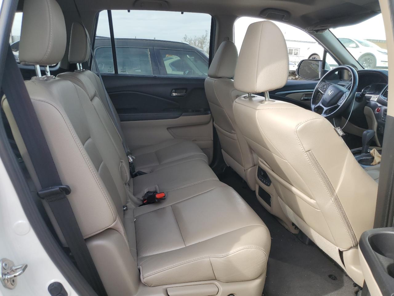 2019 Honda Pilot VIN 5FNYF6H57KB063038 Copart auction photo, front end / side damage thumbnail 11