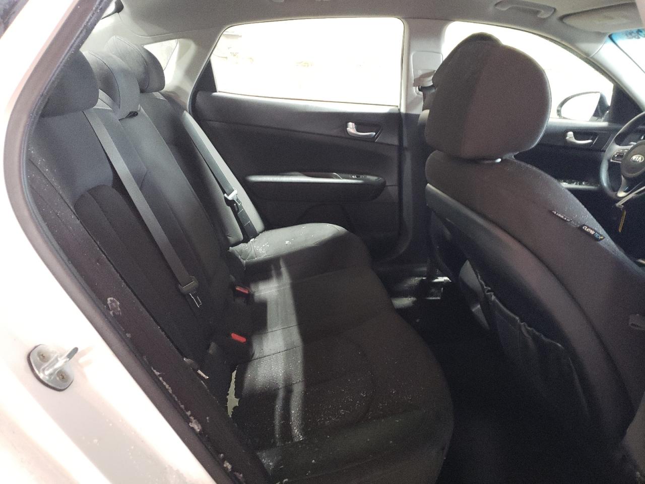 2016 KIA Optima VIN 5XXGT4L36GG056844 Copart auction photo, vandalism damage thumbnail 10