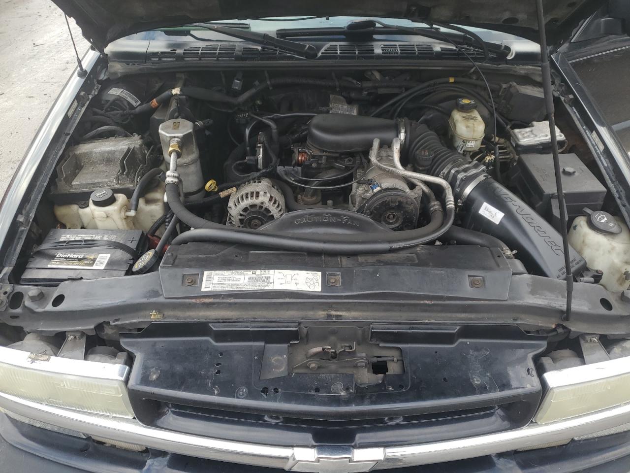 2003 Chevrolet S-10 Pickup VIN 1GCCT19X238177410 Copart auction photo, front end damage thumbnail 11