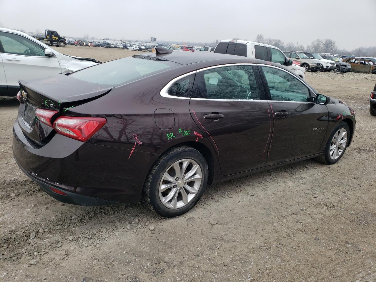 2021 Chevrolet Malibu VIN 1G1ZD5ST0MF064616 Copart auction photo, front end / minor dent/scratches damage thumbnail 3