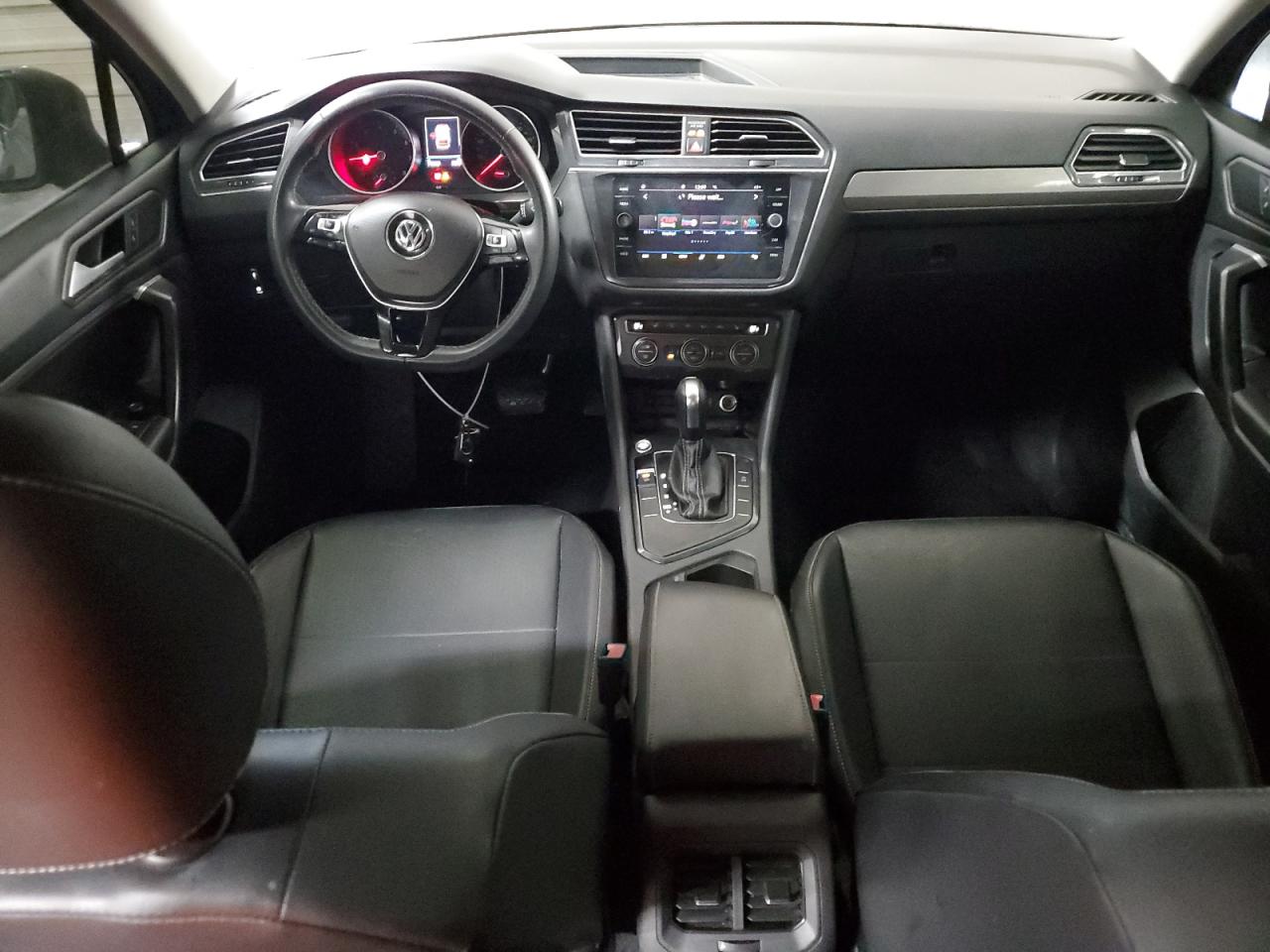 2021 Volkswagen Tiguan VIN 3VV3B7AX5MM102491 Copart auction photo, front end / minor dent/scratches damage thumbnail 8