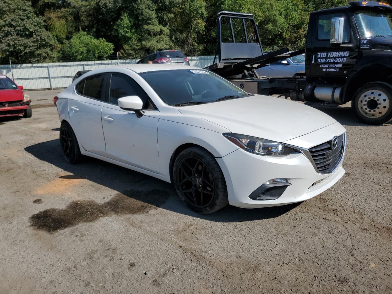 2016 Mazda 3 VIN 3MZBM1U7XGM281979 Copart auction photo, rear end / minor dent/scratches damage thumbnail 4
