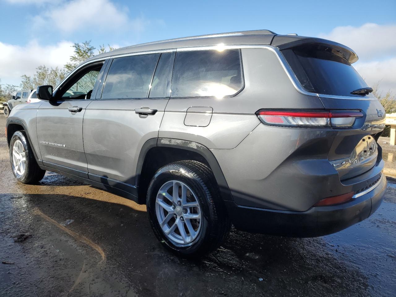 2021 Jeep Grand Cherokee VIN 1C4RJKAG4M8153807 Copart auction photo, minor dent/scratches damage thumbnail 2