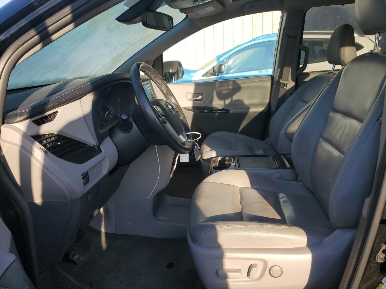 2018 Toyota Sienna VIN 5TDYZ3DC6JS918364 Copart auction photo, rear end damage thumbnail 7