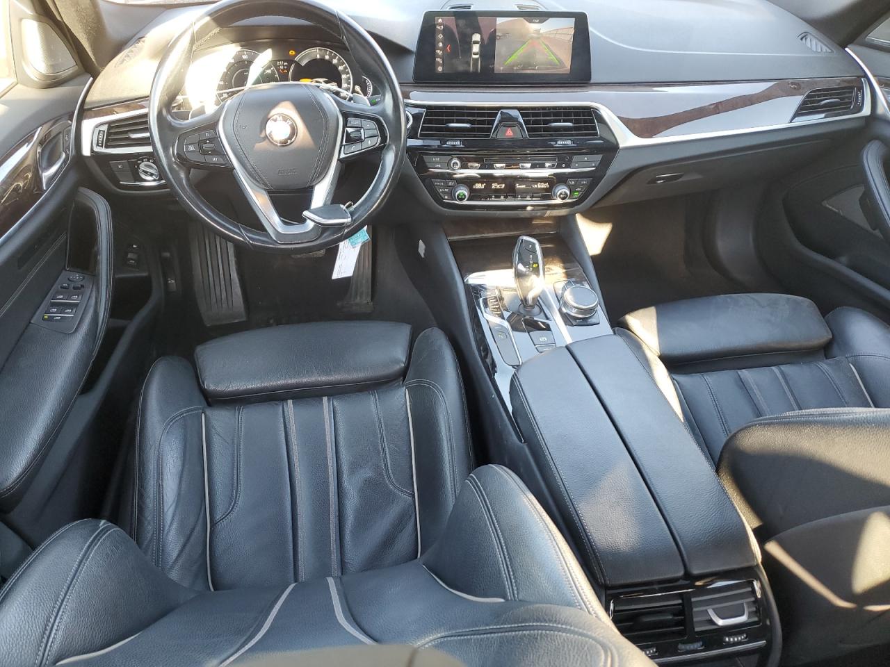2018 BMW 5er VIN WBAJB1C51JB084036 Copart auction photo, front end / minor dent/scratches damage thumbnail 8