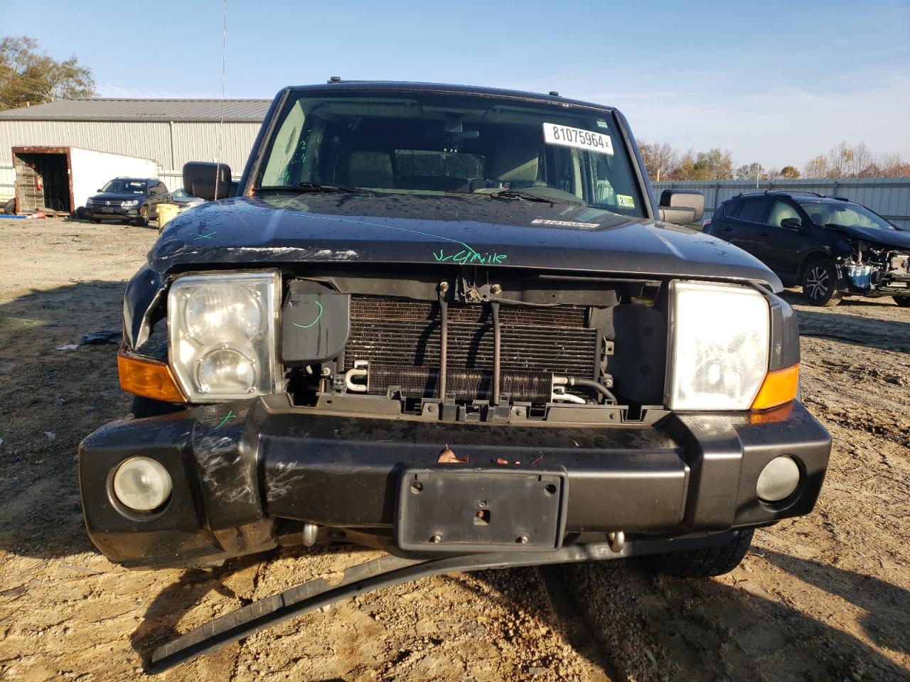 2006 Jeep Commander VIN 1J8HG48K76C349037 Copart auction photo, water/flood / undercarriage damage thumbnail 5