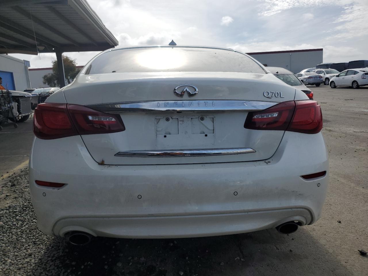 2016 Infiniti Q70 VIN JN1BY1PP3GM630434 Copart auction photo, front end damage thumbnail 6