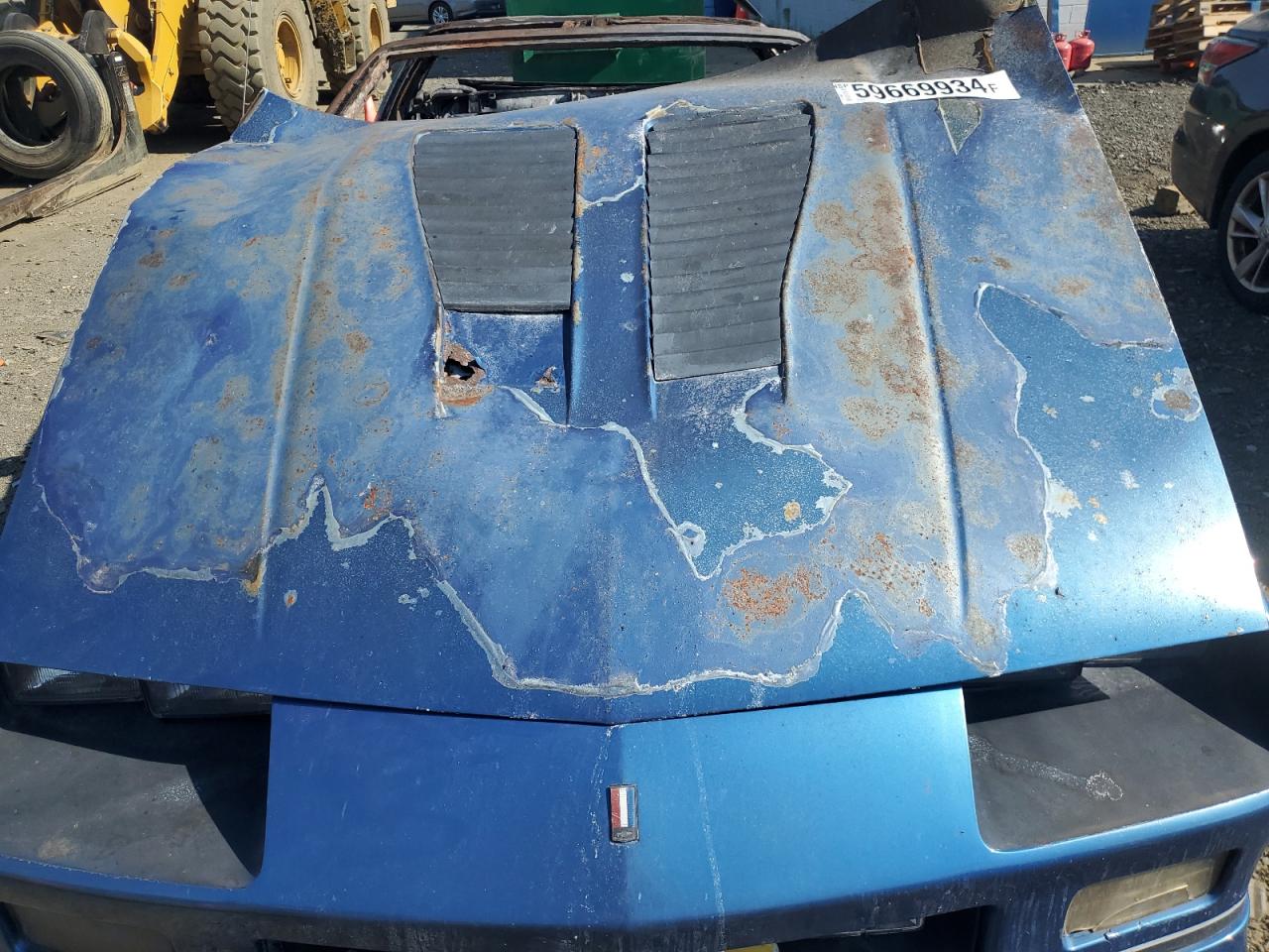 1987 Chevrolet Camaro VIN 1G1FP2180HN177077 Copart auction photo, burn damage thumbnail 11