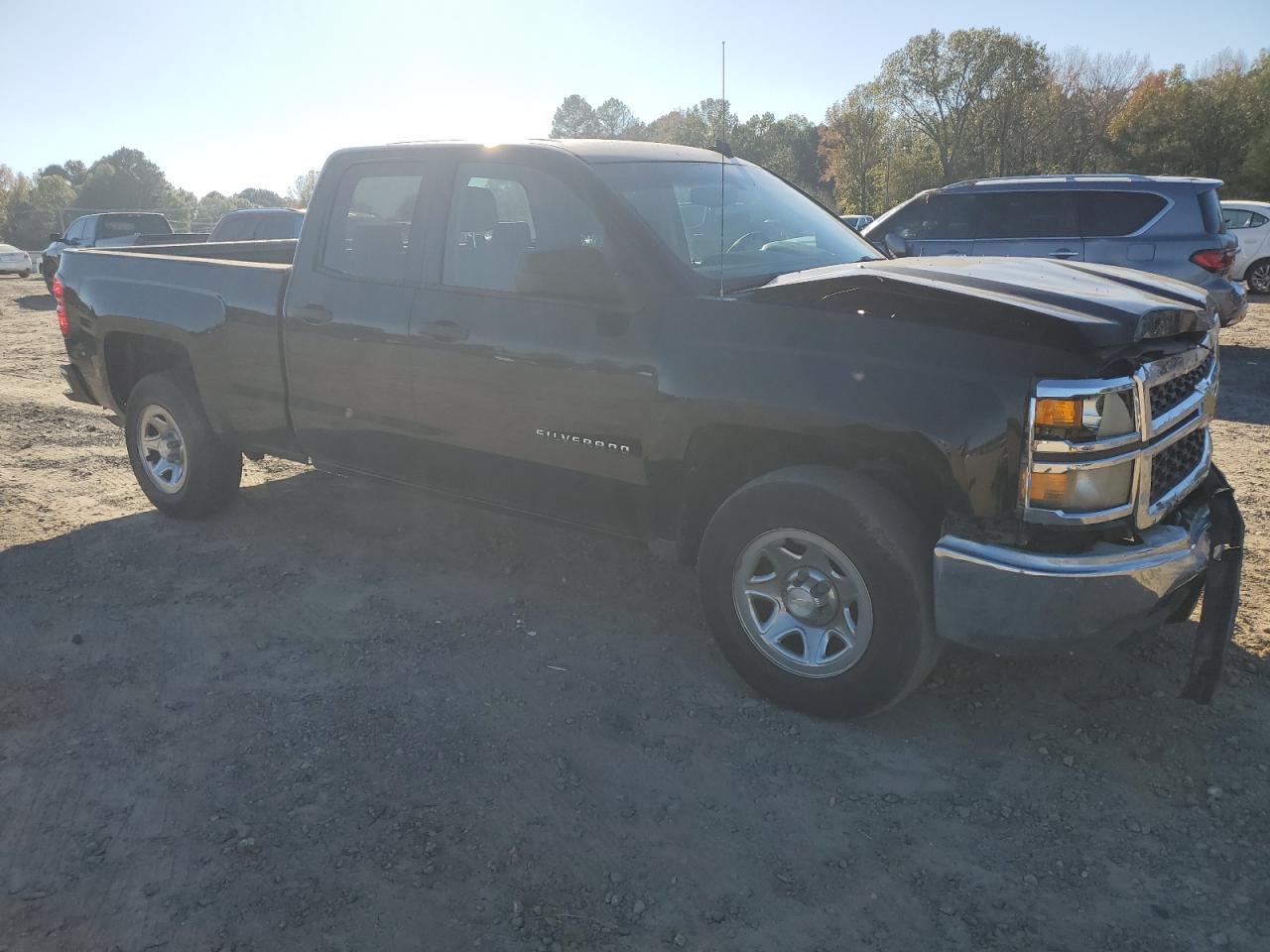 2014 Chevrolet Silverado VIN 1GCRCPEH1EZ238352 Copart auction photo, front end / minor dent/scratches damage thumbnail 4