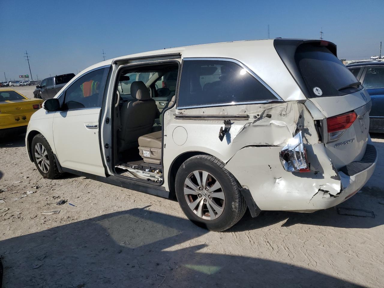 2016 Honda Odyssey VIN 5FNRL5H6XGB104141 Copart auction photo, all over / side damage thumbnail 2