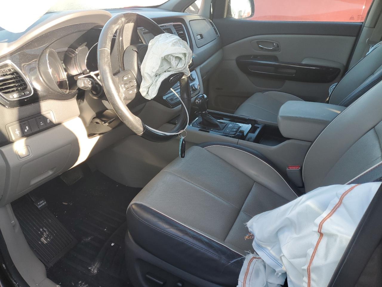 2016 KIA Sedona VIN KNDMC5C12G6125549 Copart auction photo, side / front end damage thumbnail 7