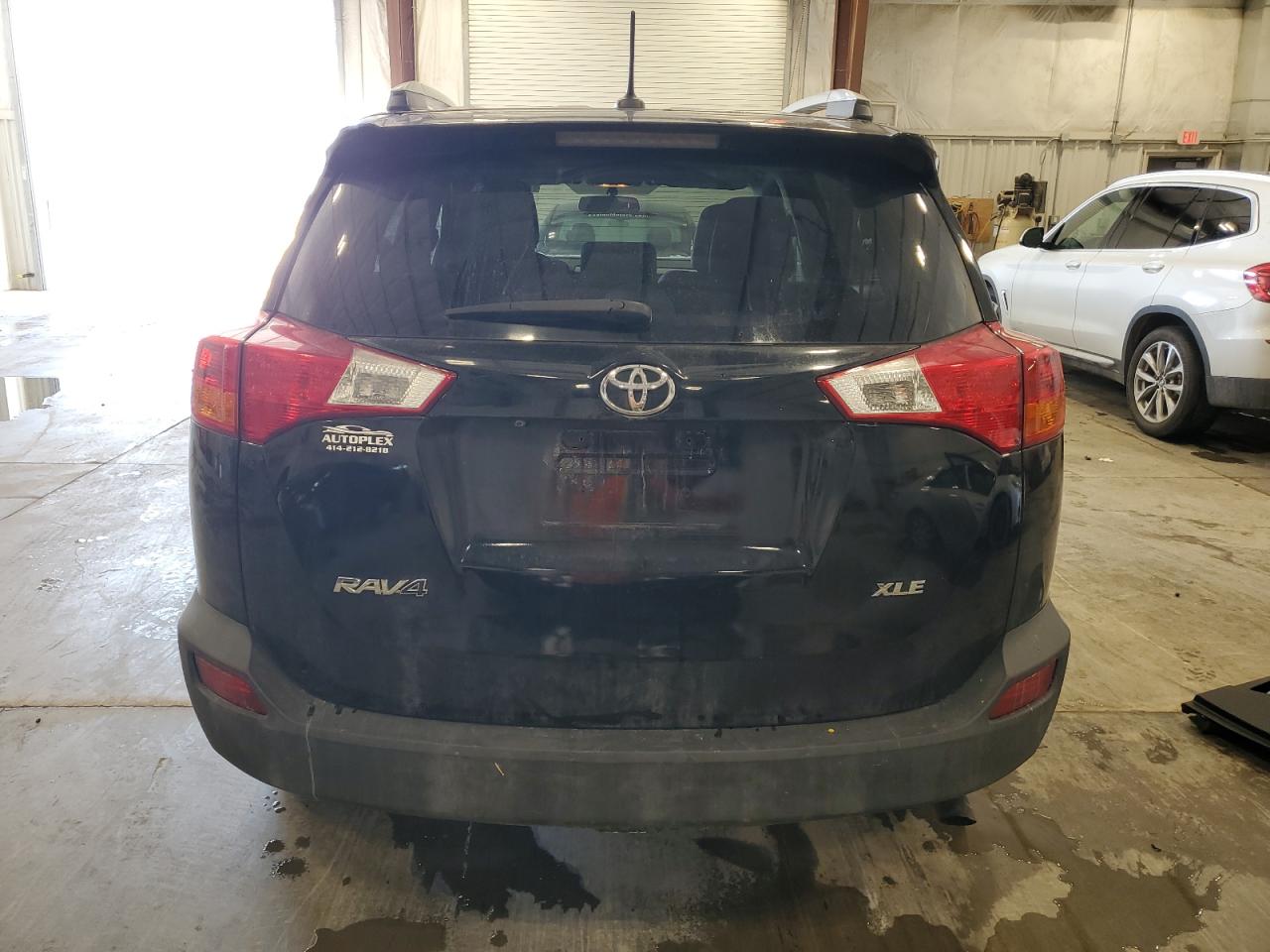 2015 Toyota RAV 4 VIN 2T3WFREV5FW212589 Copart auction photo, front end / side damage thumbnail 6