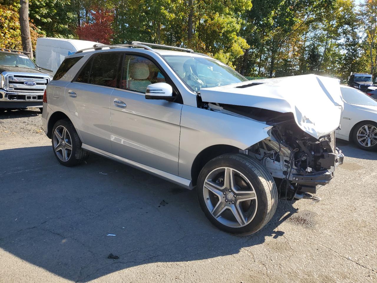 2016 Mercedes-Benz GLE VIN 4JGDA5GB6GA765619 Copart auction photo, front end / minor dent/scratches damage thumbnail 4