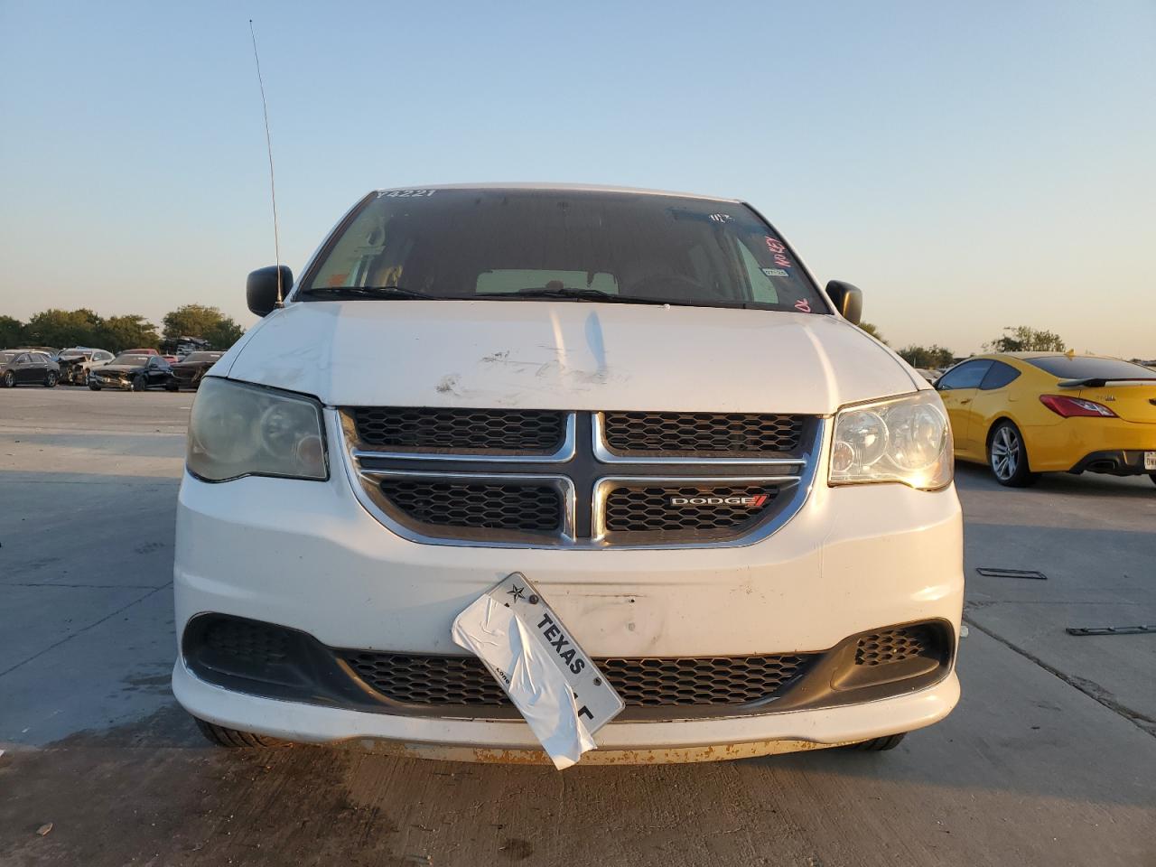 2017 Dodge Caravan VIN 2C4RDGBGXHR776510 Copart auction photo, side damage thumbnail 5