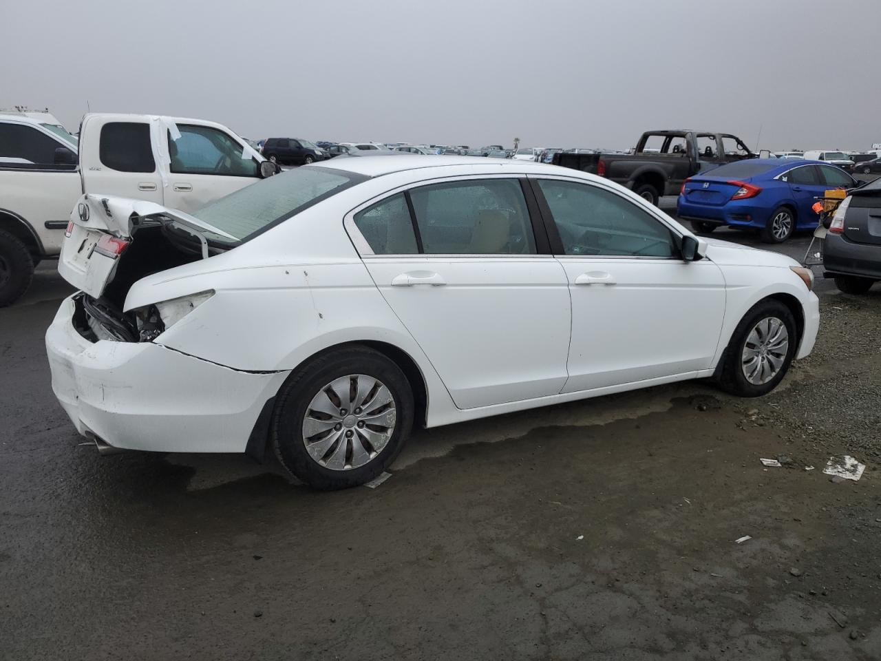 2012 Honda Accord VIN 1HGCP2F38CA111370 Copart auction photo, rear end damage thumbnail 3