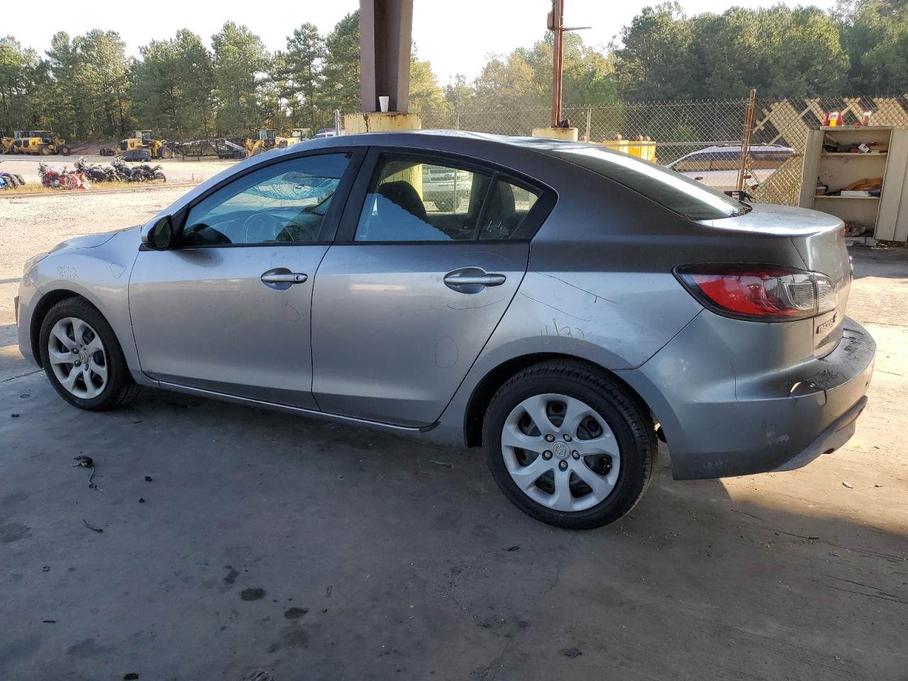 2011 Mazda 3 VIN JM1BL1UF9B1376715 Copart auction photo, top/roof damage thumbnail 2