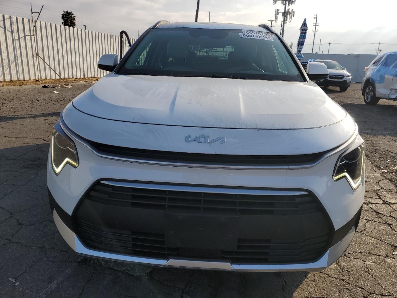 2024 KIA Niro VIN KNDCR3LE0R5136883 Copart auction photo, rear end / front end damage thumbnail 5