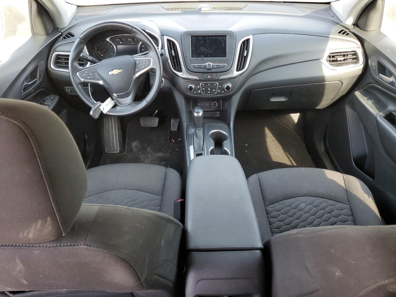 2019 Chevrolet Equinox VIN 3GNAXKEV4KS605366 Copart auction photo, partial repair / mechanical damage thumbnail 8