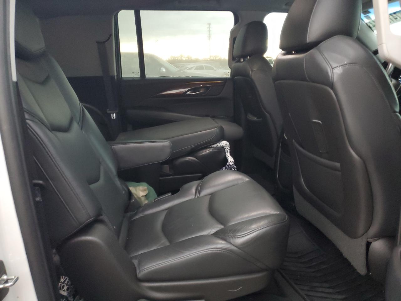 2018 Cadillac Escalade VIN 1GYS4HKJ7JR249646 Copart auction photo, water/flood damage thumbnail 11