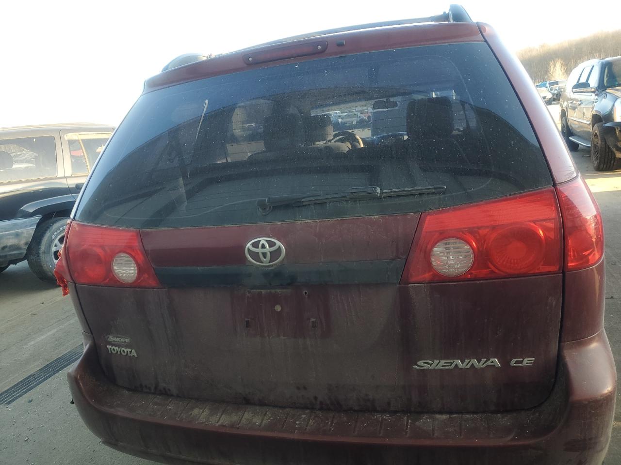 2006 Toyota Sienna VIN 5TDZA23C36S508538 Copart auction photo, burn damage thumbnail 6
