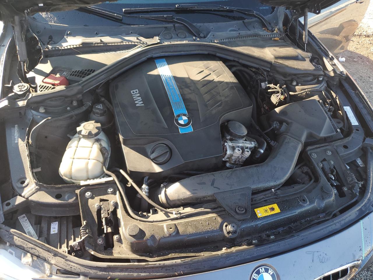 2013 BMW 1er VIN WBA3F9C56DF484117 Copart auction photo, front end damage thumbnail 11